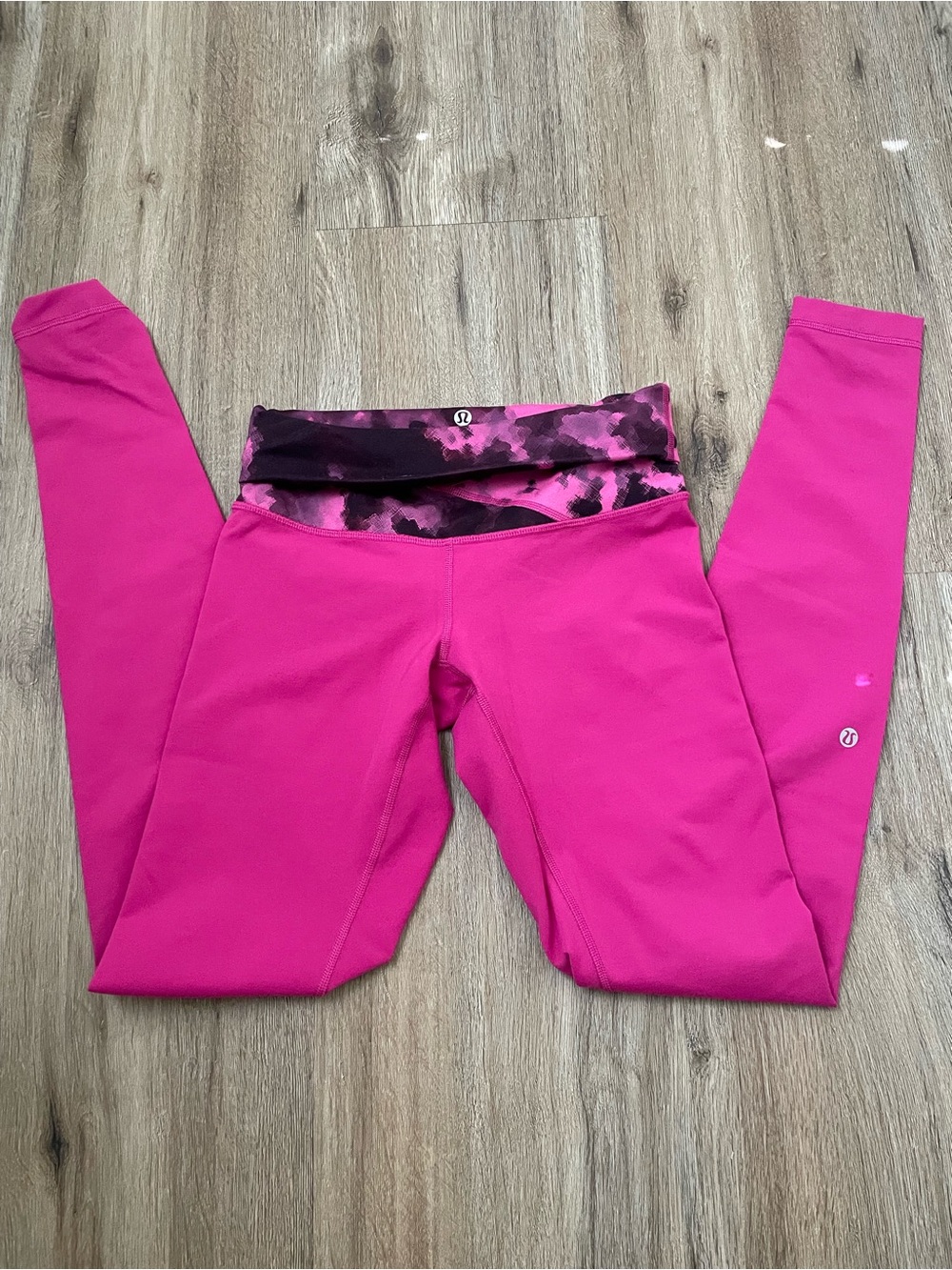 Lululemon pants size 6